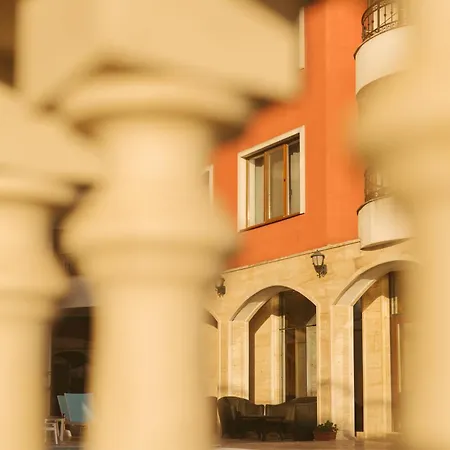 Rich Collective 公寓 内塞伯尔