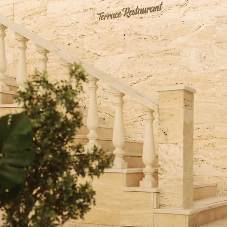 Rich Collective 公寓 内塞伯尔