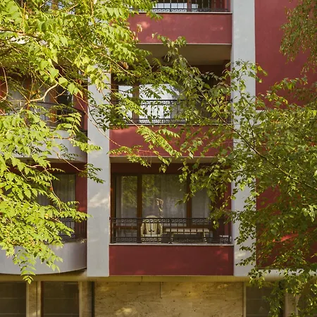 Rich Collective * 内塞伯尔