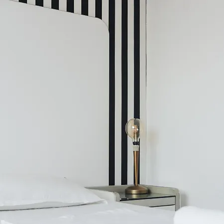 公寓 Rich Collective