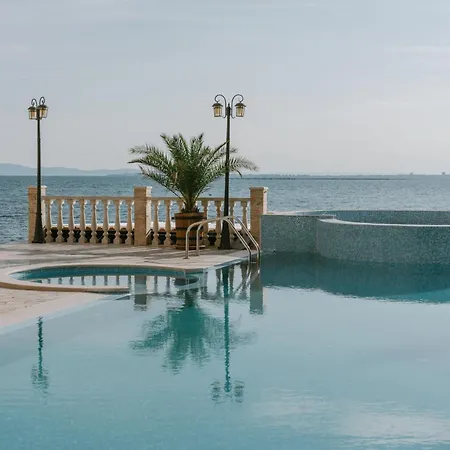 Appartement Rich Collective Nesebar