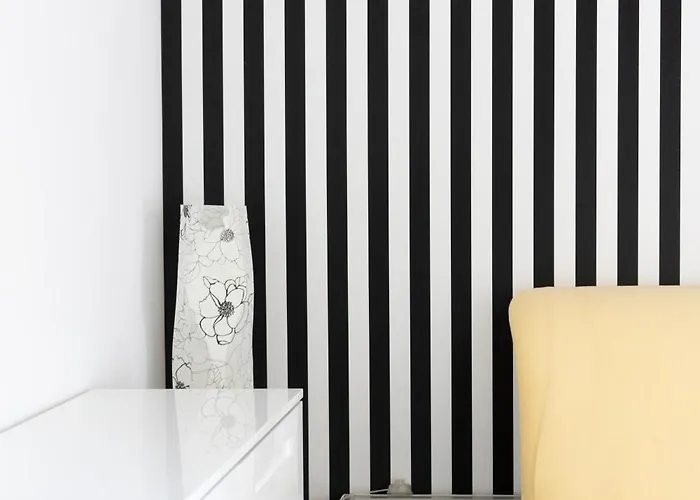 Apartment Rich Collective *